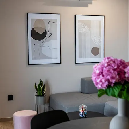 Apartament Volti *